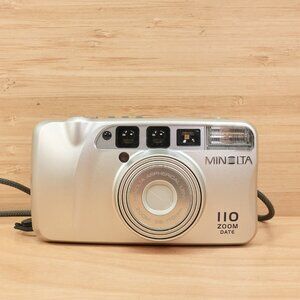 Vintage Minolta 110 Zoom Date / 35mm Film Camera / Tested & Working / Silver